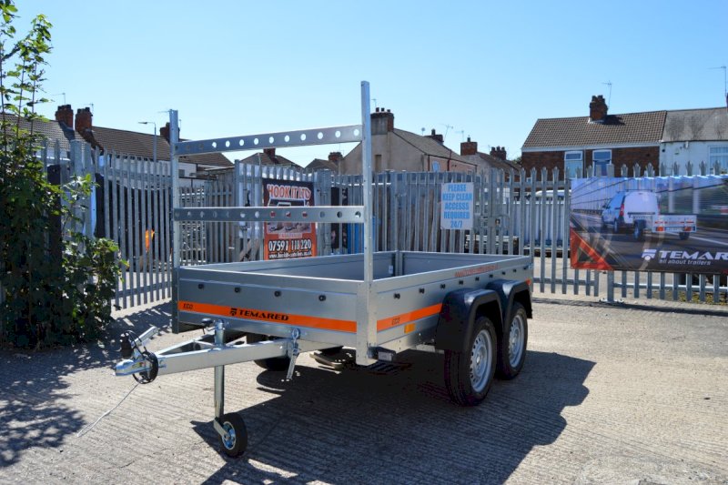 Dropsied trailer with ladder rack / ECO 2612/2